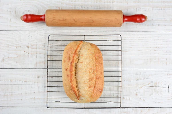 Brot und Nudelholz — Stockfoto