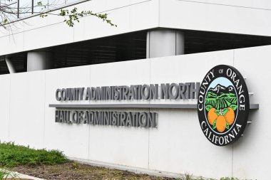 SANTA ANA, CALIFORNIA - 15 Şubat 2026: Orange County Administration North, Şehir Merkezi İdari Bina.
