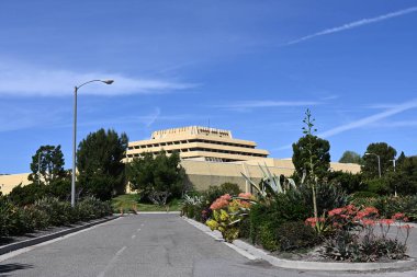 LAGUNA NIGUEL, CALIFORNIA - 2 MAR 2026: Chet Holifield Federal Binası Ziggurat Binası olarak da bilinir..
