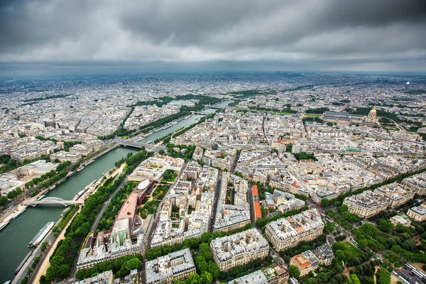 Pemandangan panorama Paris dari menara Eiffel — Stok Foto