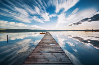 Göldeki Küçük Rıhtım ve Tekne