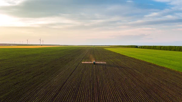 Bahar, traktör püskürtme alanı 