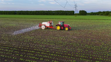 Bahar, traktör püskürtme alanı 