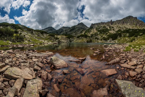 Horské jezero, panoramatický výhled — Stock fotografie