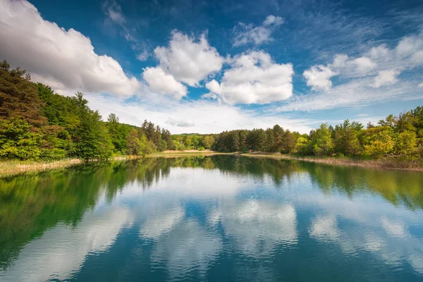 Vista Panoramica Sul Lago Montagna Entro Estate — Foto Stock