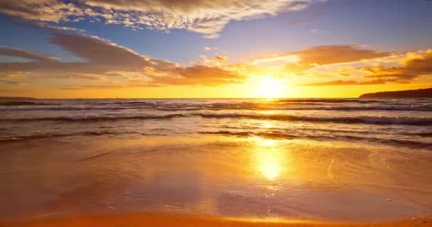 Spiaggia Tropicale Alba Marina Onde Oceaniche Sabbia Dorata Video — Video Stock