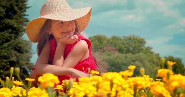 Beautiful Little Girl Yellow Flowers Outdoor Charming Woman Smiling — Vídeo de stock