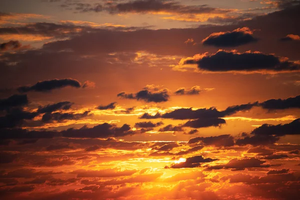 Molnlandskap Och Dramatisk Blå Himmel Solnedgång Skott — Stockfoto