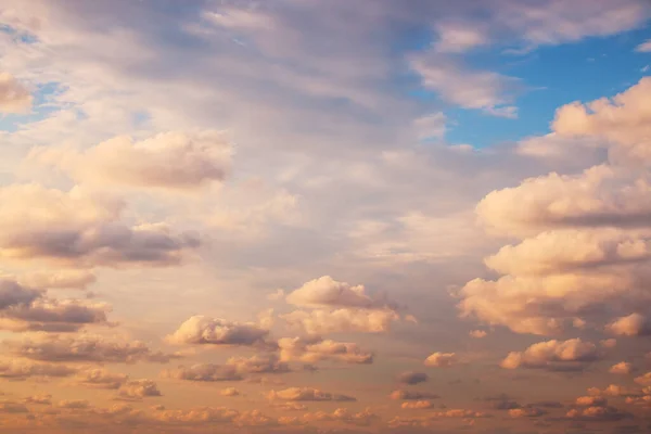 Paisaje Nublado Cielo Azul Dramático Tiro Atardecer — Foto de Stock