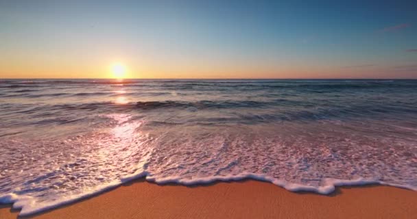 Salida Del Sol Sobre Mar Playa Isla Hermoso Océano Panorámico — Vídeos de Stock