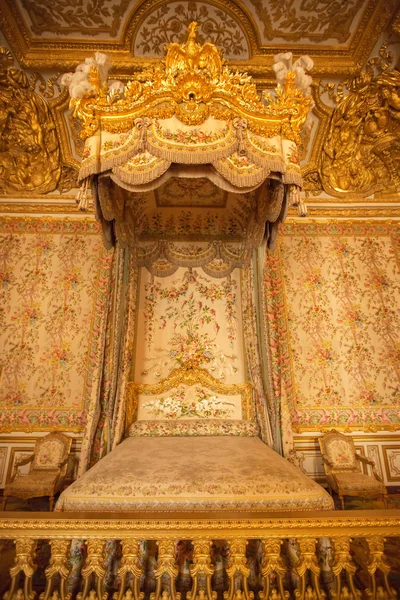 A királyi hálószoba, a Versailles-i palota belső — Stock Fotó