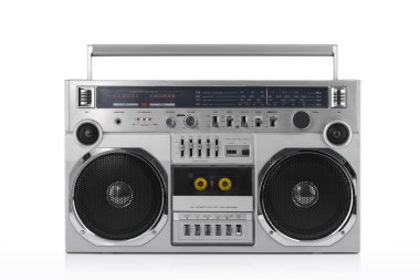 Retro getto blaster izole kırpma yolu ile beyaz üzerinde