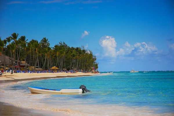 Spiaggia esotica in Repubblica Dominicana — Foto Stock