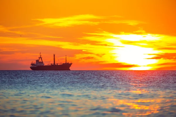 Morning sunrise over sea — Stock Photo, Image