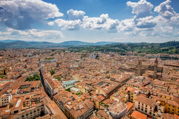 Panorama av gamle Firenze og kirken Sankt Maria av Blomsten – stockfoto