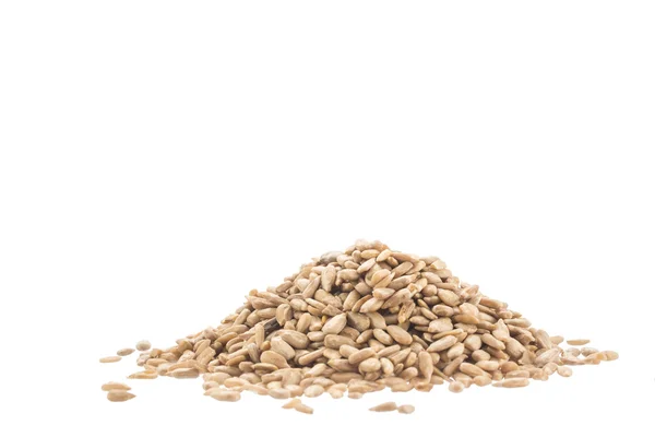 Pilha de sementes de girassol preto isolado no fundo branco — Fotografia de Stock