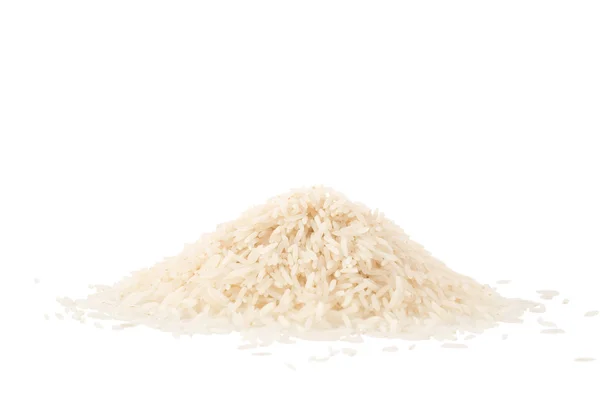 Небольшая груда риса басмати, изолированная на белом — стоковое фото