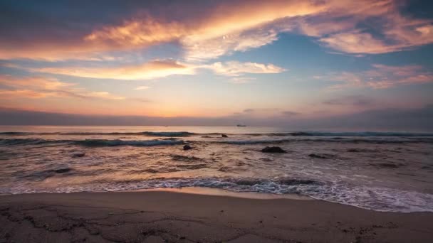 Salida del sol sobre el mar, vídeo — Vídeos de Stock