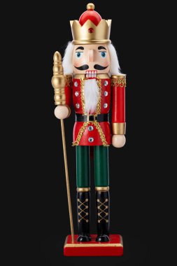 Fındıkkıran Kralı Taç ve Asa ile Oyuncak Kral Noel Dekoru ve tatil tezahüratı için, beyaz arka planda izole edilmiş