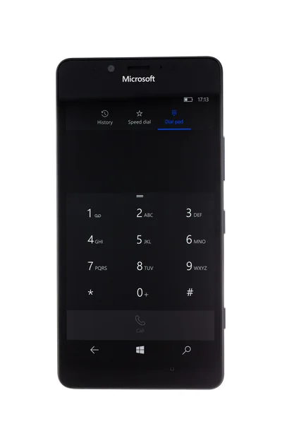 Varna, Bulgaristan - 10 Aralık 2015: cep telefonu modeli Microsoft — Stok fotoğraf