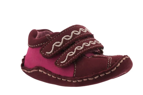 Sapatos de bebê rosa isolados no fundo branco — Fotografia de Stock