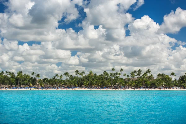 Summer holiday in Dominican Republic. Beautiful view toward the — Stock Photo, Image