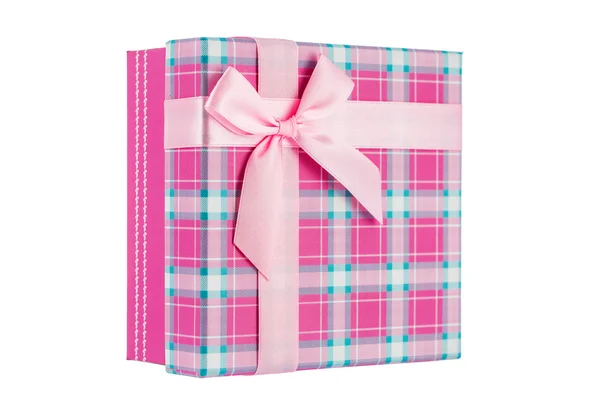 Pink gift box with ribbon, shallow depth of field — Stock Photo, Image