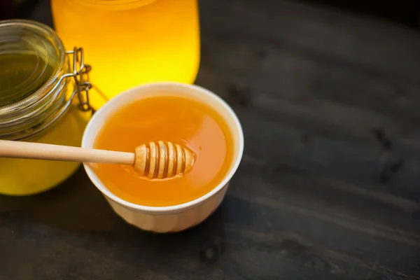 Μέλι με καρύδια — Φωτογραφία Αρχείου