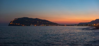 Alanya sahilinde akşam