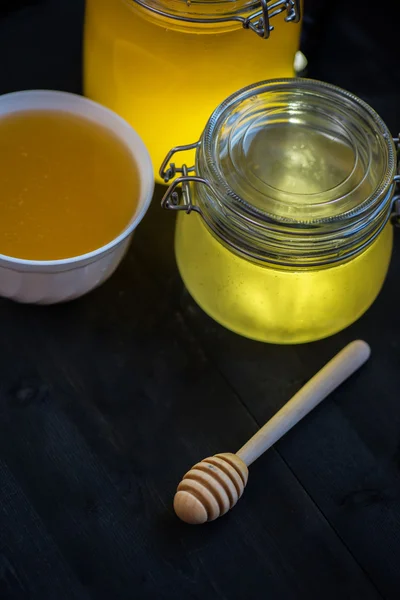 Honey with walnut — Stock Photo, Image