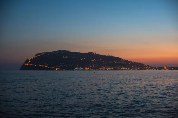 Abend an der Küste von Alanya — Stockfoto