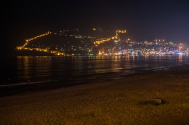Gece Alanya'da
