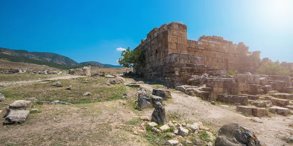 Hierapolis antik kenti fotoğrafı — Stok fotoğraf