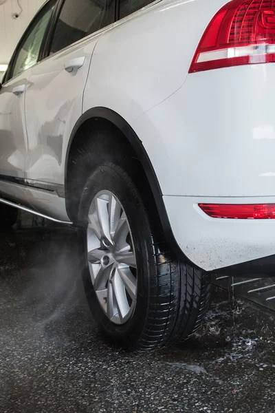 Mycie samochodu zbliżenie — Zdjęcie stockowe