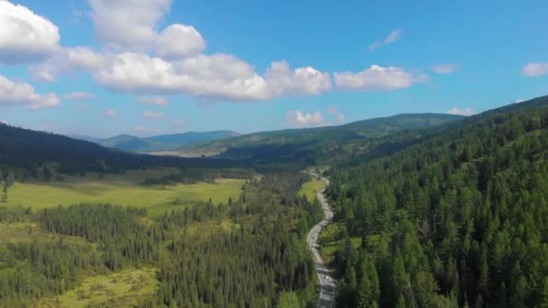Chuysky trakt drogi w górach Altai. — Wideo stockowe