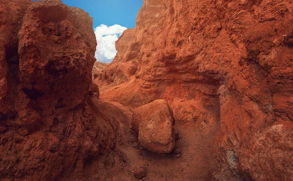 Landform erodido colorido de montanhas de Altai — Fotografia de Stock