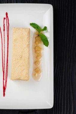 Esterhazy Torte tabakta
