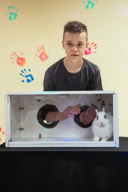 Dokunarak tahmin oyunu