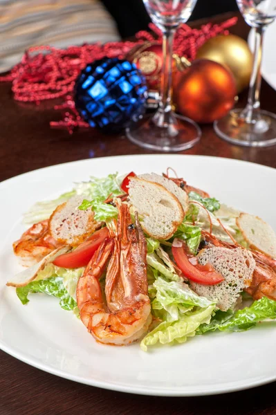 lezzetli karides salatası