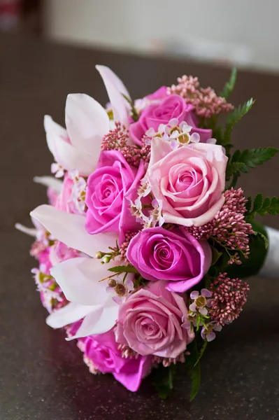 Bouquet de roses de mariage — Photo