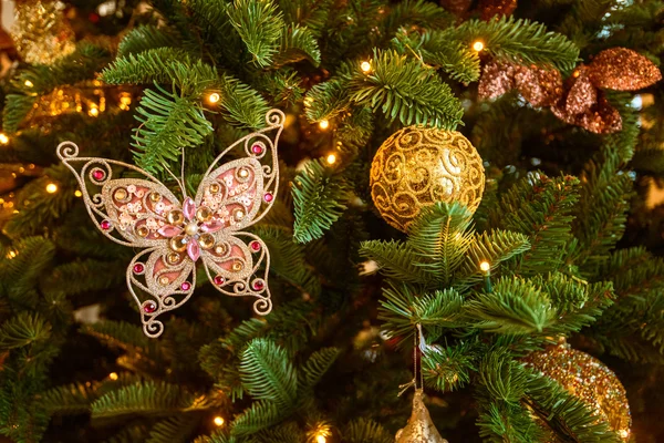 Primer plano del árbol de Navidad — Foto de Stock