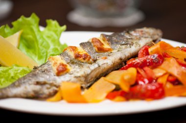 Gökkuşağı alabalık balık