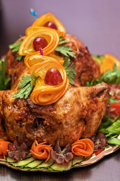 Hela grillad kyckling — Stockfoto
