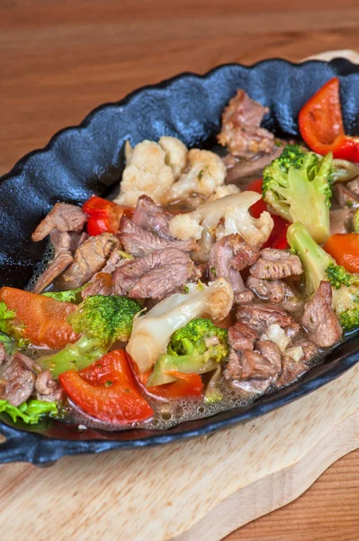 Carne con verdure — Foto Stock