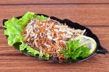 taze funchozy salata