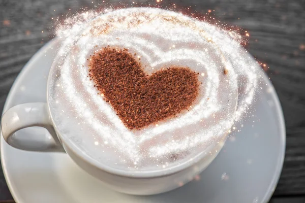 커피의 심장 모양 — 스톡 사진