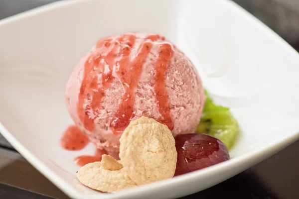 Gelado de frutas — Fotografia de Stock