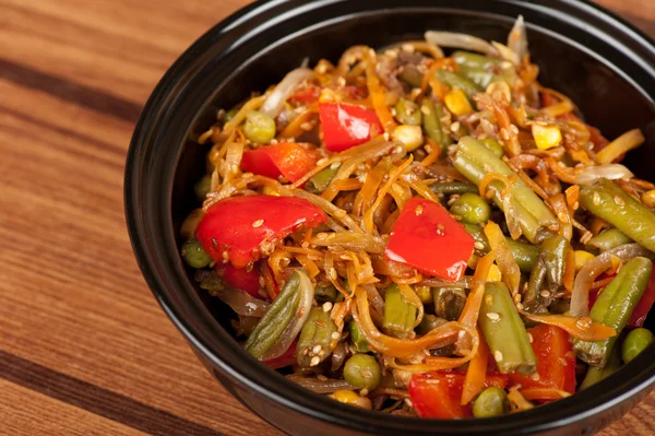 Salada de legumes quente — Fotografia de Stock