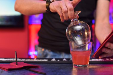 Kokteyl yapmak