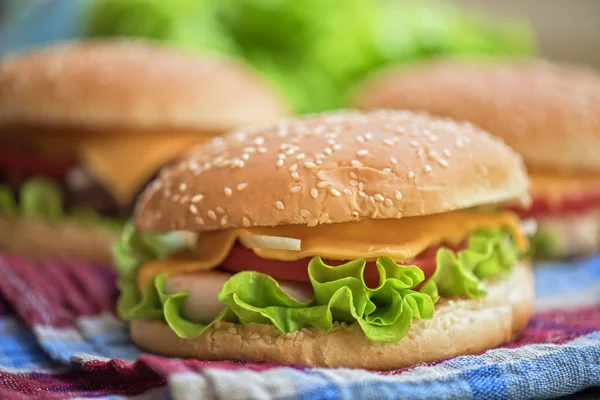 Huisgemaakte hamburgers — Stockfoto